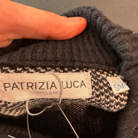 PATRIZIA LUCA MILAN Black and White Heart Valentine's Day Sweater Size S/M NWT - Picture 3 of 4